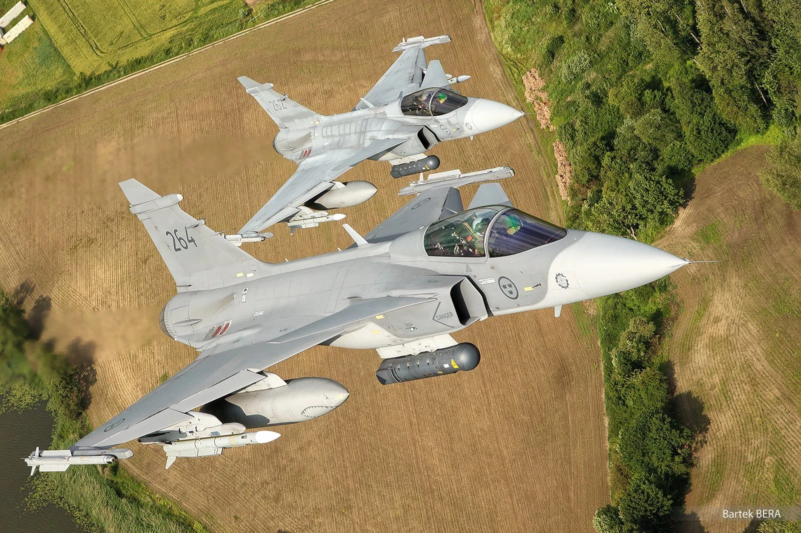 Шведські винищувачі JAS 39 Gripen на службі НАТО