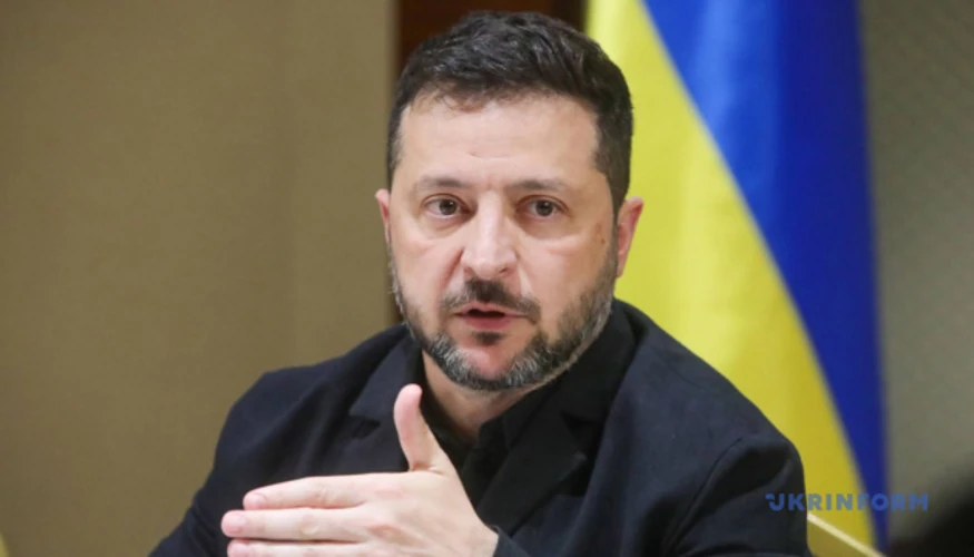 Володимир Зеленський під час коментаря журналістам щодо переговорної команди у Флориді